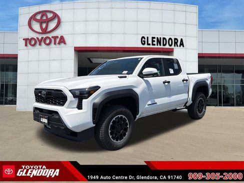 New 2026 Toyota Tacoma TRD Off-Road AWD/4WD image 5