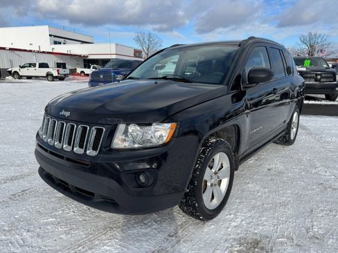 Used 2012 Jeep Compass Sport image 1