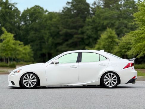 Used 2016 Lexus IS 200t RWD image 9