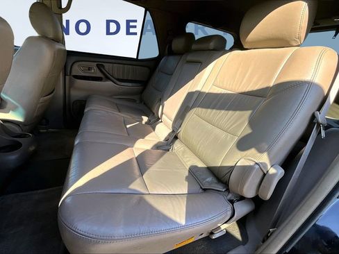 Used 2007 Toyota Sequoia Limited image 17