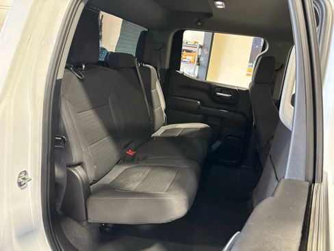 Used 2022 Chevrolet Silverado 1500 LT image 17