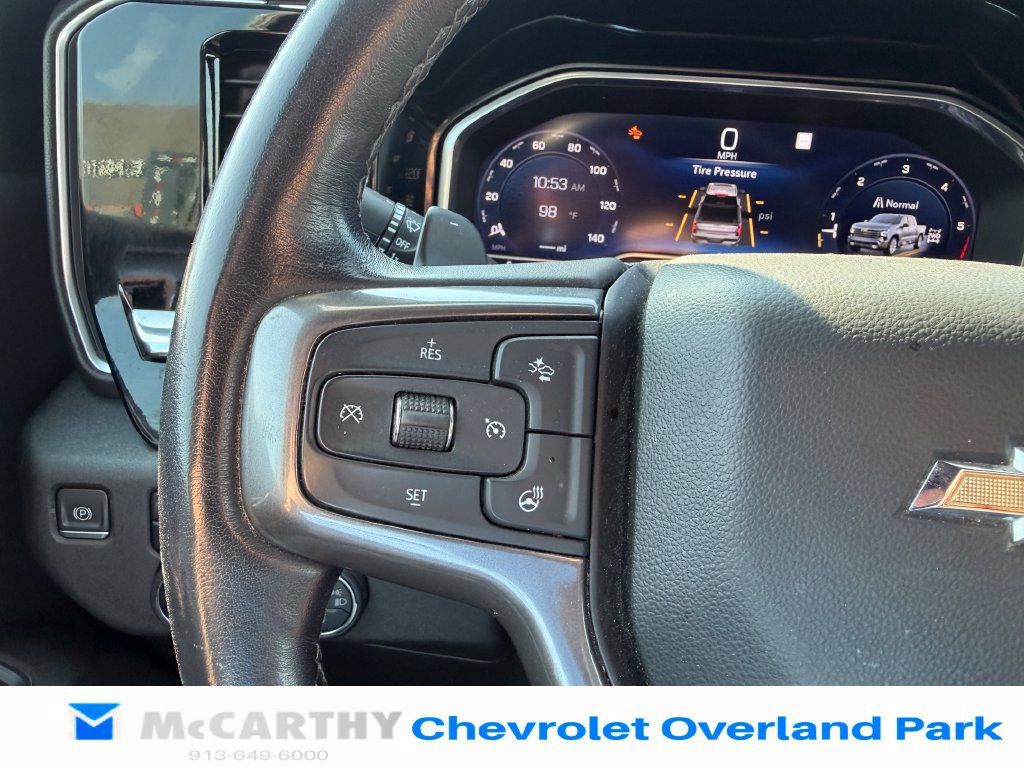Used 2023 Chevrolet Silverado 1500 High Country w/ High Country Premium Package AWD/4WD image 13
