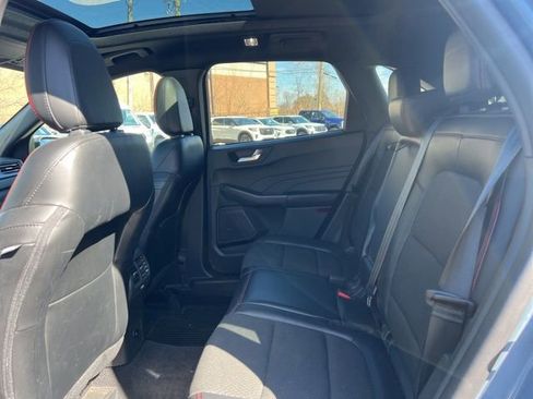 Certified 2023 Ford Escape ST-Line image 15