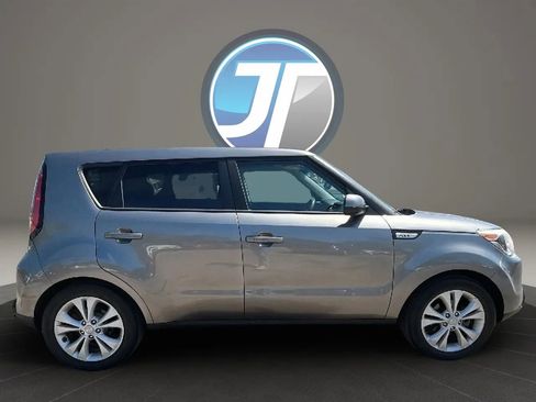 Used 2016 Kia Soul + FWD image 67