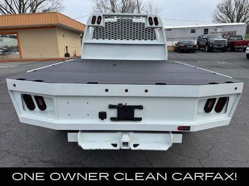 Used 2018 RAM 3500 Tradesman w/ Chrome Appearance Group AWD/4WD image 3
