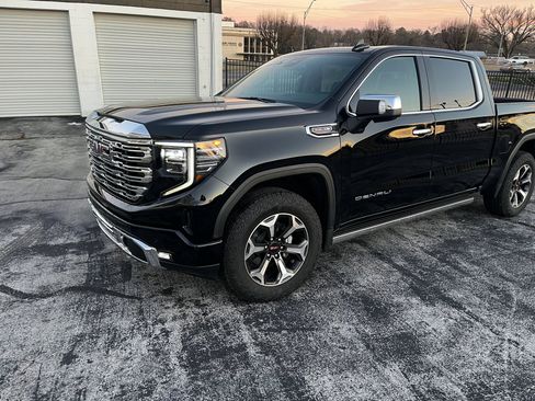 Used 2024 GMC Sierra 1500 Denali w/ Denali Reserve Package image 10