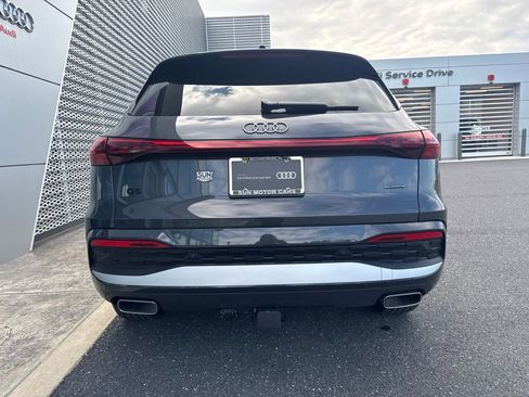Used 2025 Audi Q5 Premium w/ Convenience Package AWD/4WD image 17