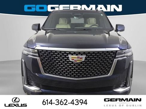 Used 2023 Cadillac Escalade Premium Luxury AWD/4WD image 3