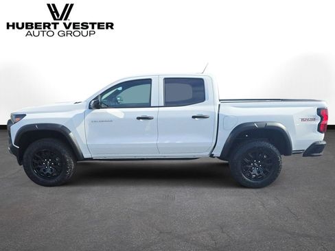 New 2026 Chevrolet Colorado Trail Boss AWD/4WD image 1