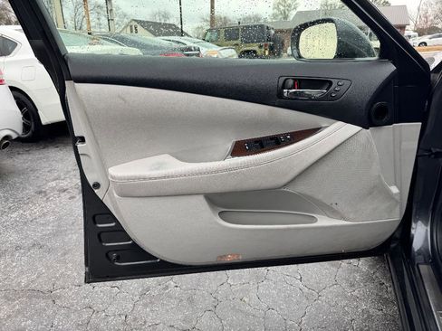 Used 2011 Lexus ES 350 image 11
