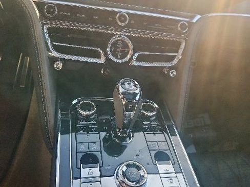 Used 2020 Bentley Flying Spur W12 AWD/4WD image 15