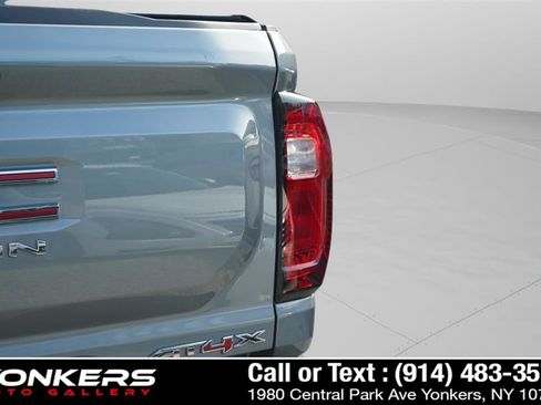Used 2024 GMC Canyon AT4X image 21