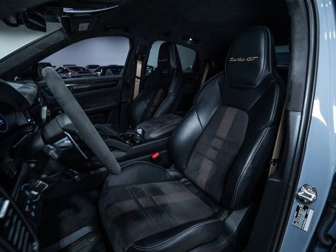 Used 2022 Porsche Cayenne Turbo GT AWD/4WD image 19