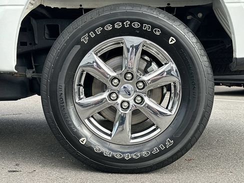 Used 2019 Ford F150 XLT w/ Equipment Group 302A Luxury AWD/4WD image 16