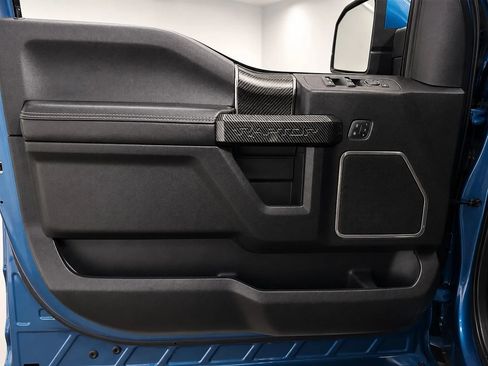 Used 2019 Ford F150 Raptor w/ Equipment Group 802A Luxury AWD/4WD image 12