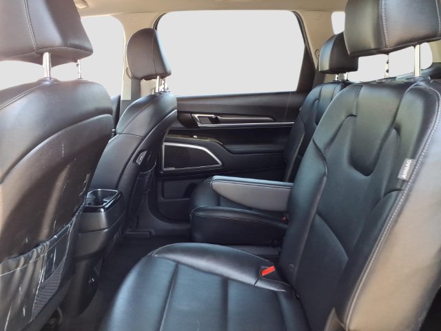 Used 2023 Kia Telluride S AWD/4WD image 14