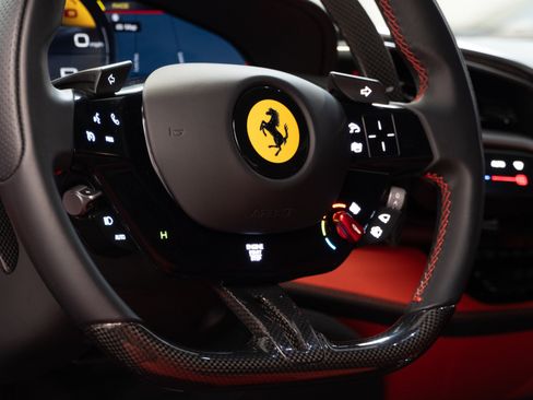 Used 2022 Ferrari SF90 Stradale AWD/4WD image 36