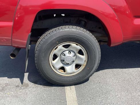 Used 2015 Toyota Tacoma 4x4 Double Cab w/ SR5 Package image 25