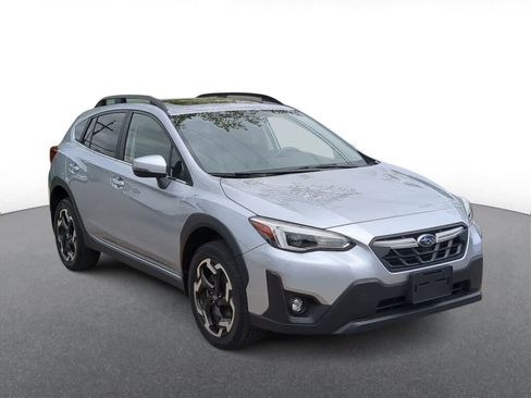 Used 2022 Subaru Crosstrek 2.5i Limited w/ Moonroof Package 1 AWD/4WD image 2
