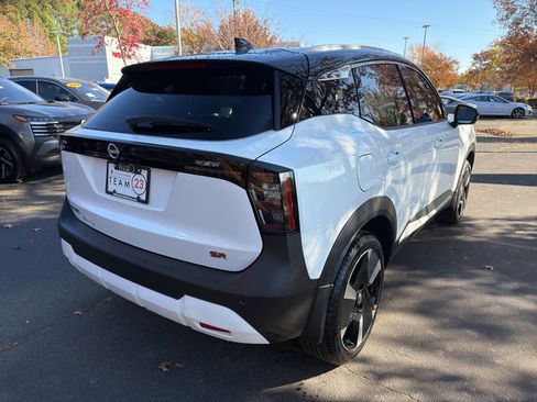 New 2026 Nissan Kicks SR w/ SR Premium Package image 7