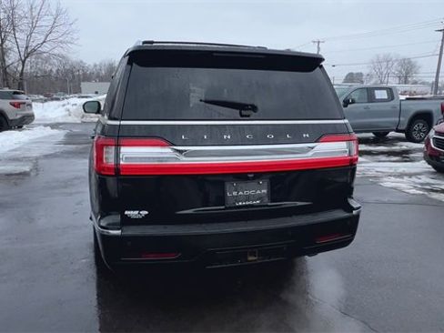 Used 2019 Lincoln Navigator Reserve image 7