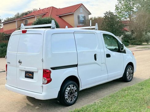 Used 2020 Nissan NV200 SV image 12