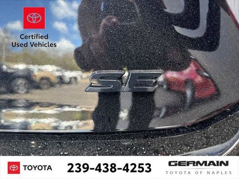Certified 2025 Toyota Camry SE w/ Convenience Package image 5