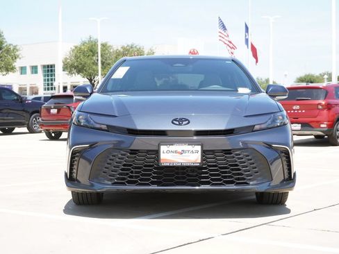 Used 2026 Toyota Camry SE w/ Convenience Package FWD image 3