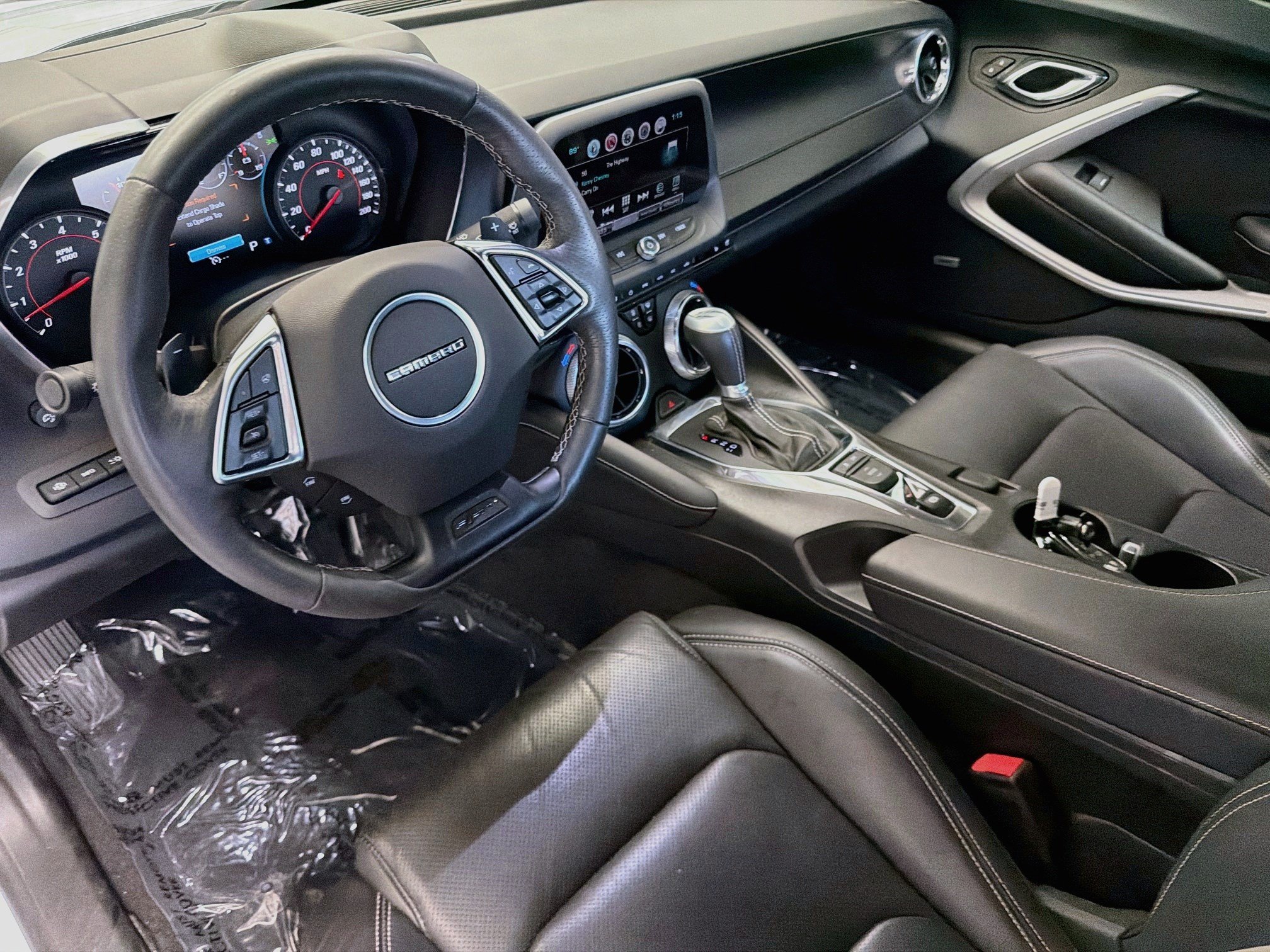 Used 2017 Chevrolet Camaro SS RWD image 7
