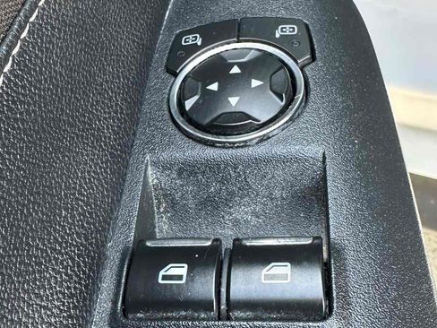 Used 2020 Ford Mustang Coupe w/ Equipment Group 101A RWD image 23