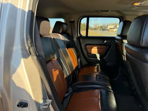 Used 2006 HUMMER H3 image 19