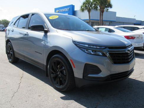 Used 2023 Chevrolet Equinox LS w/ Sport Edition FWD image 4