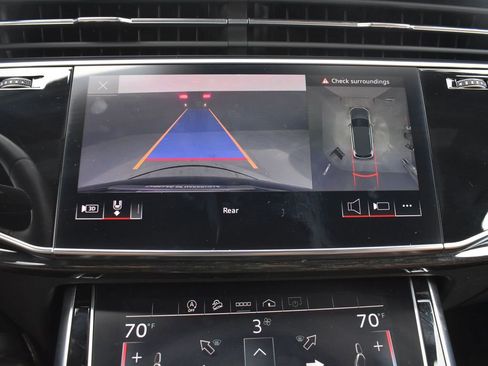 Used 2022 Audi Q7 3.0T Premium Plus image 21