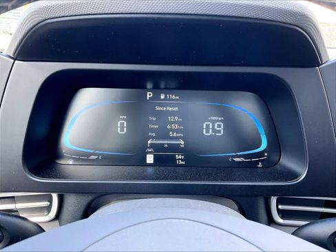 Used 2026 Hyundai Elantra Sport image 25