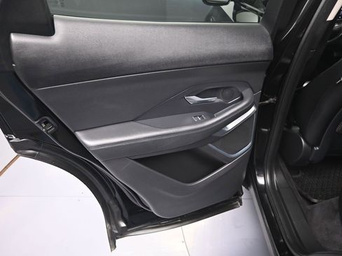 Used 2021 Jaguar E-PACE SE image 28