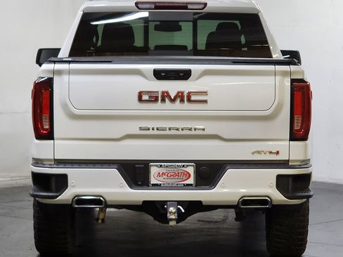 Used 2023 GMC Sierra 1500 AT4 w/ AT4 Premium Package image 6