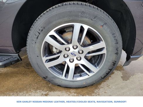 Used 2024 Ford Expedition Limited image 22