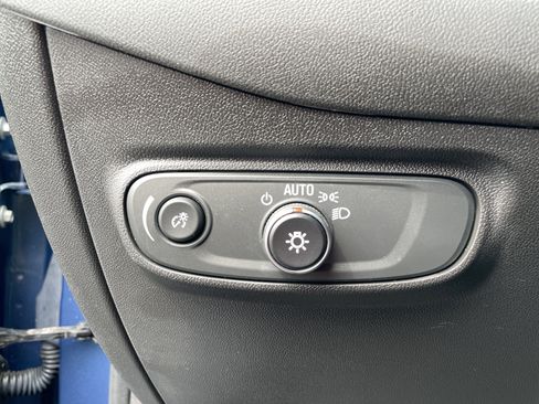 Used 2024 Chevrolet Equinox LT w/ LPO, Floor Liner Package image 31