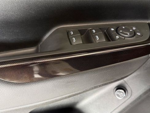 Used 2023 GMC Acadia AT4 w/ Technology Package AWD/4WD image 50