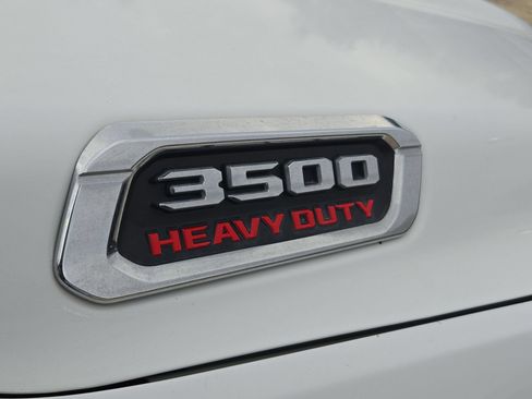 Used 2024 RAM 3500 Big Horn AWD/4WD image 9
