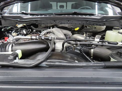 Used 2025 Ford F250 Platinum image 38