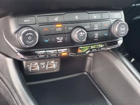 Used 2021 Dodge Durango GT AWD/4WD image 18