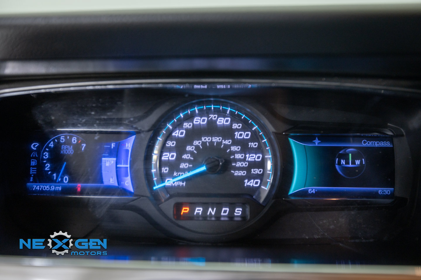 Used 2013 Ford Taurus SEL FWD image 17