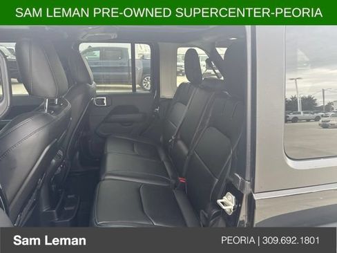 Used 2024 Jeep Wrangler Unlimited Rubicon 4xe w/ Technology Group AWD/4WD image 7