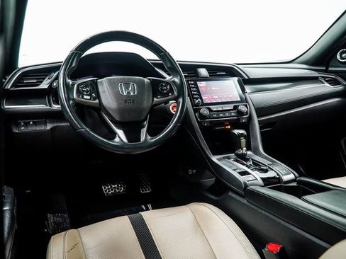 Used 2021 Honda Civic Sport Touring image 5