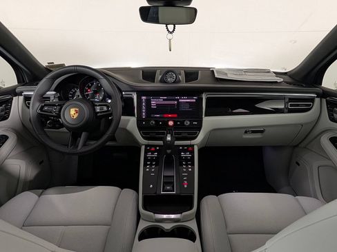 New 2026 Porsche Macan AWD/4WD image 20
