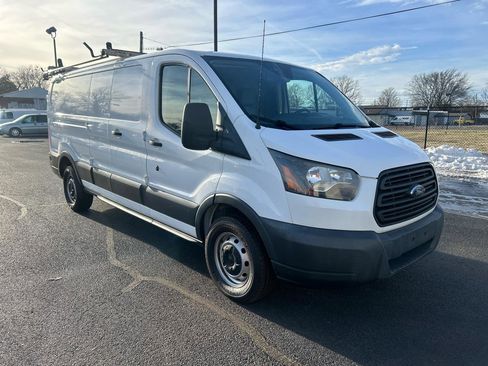 Used 2018 Ford Transit 250 148 Low Roof image 3