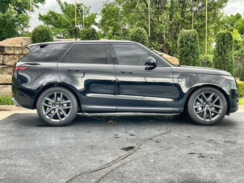 Certified 2023 Land Rover Range Rover Sport SE AWD/4WD image 6