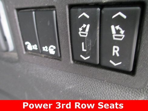 Certified 2023 GMC Yukon SLT w/ SLT Luxury Package image 21