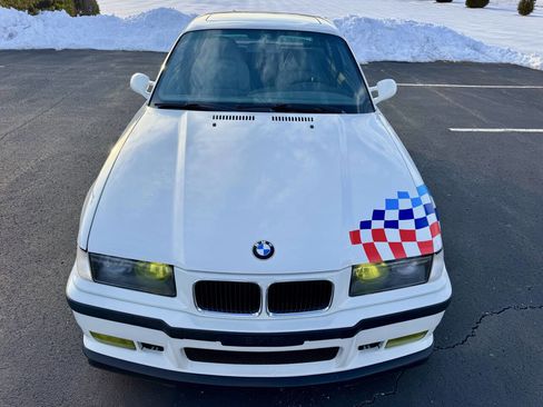 Used 1995 BMW M3 Coupe image 24